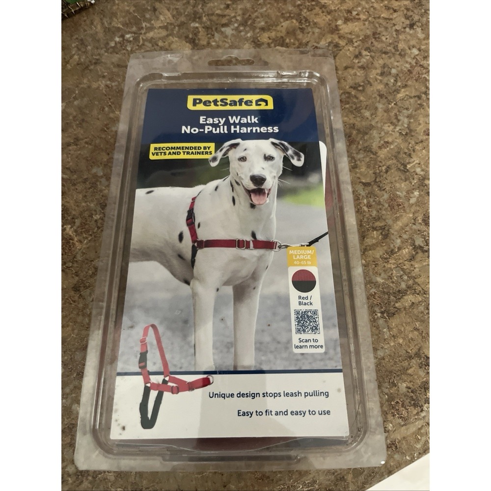 Pets safe easy walk no pull harness black and red M/L 40-65 Pounds